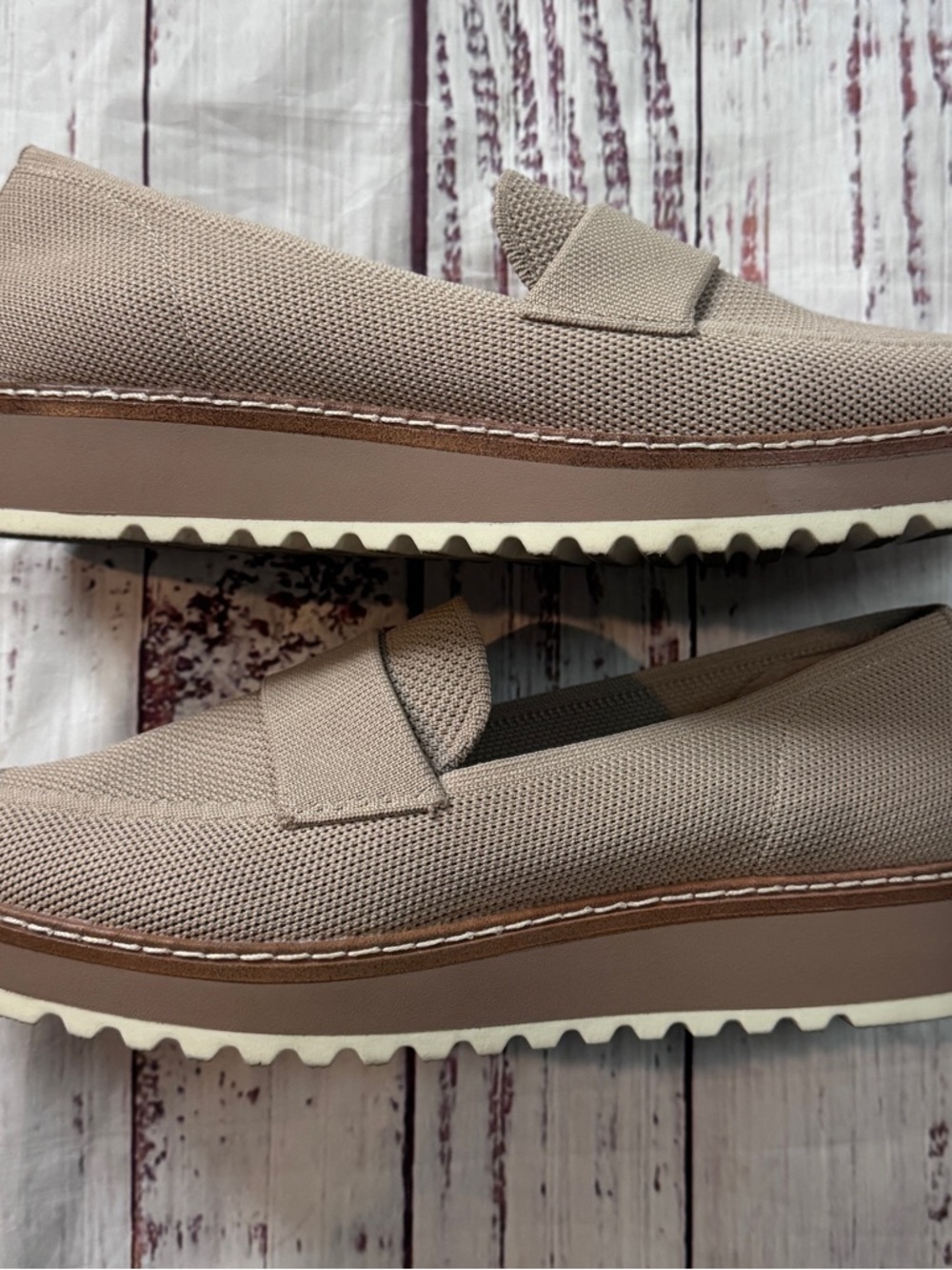 Me Too Barrett Knit Loafers Beige Size 8.5 Comfort Flats - Picture 3 of 7